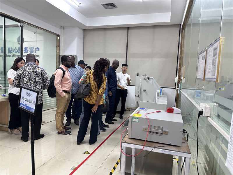 Vervaardiging van kabels in China, China